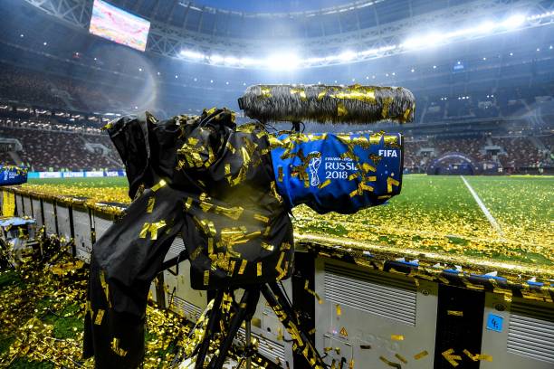 成为让他坚 成为让他坚